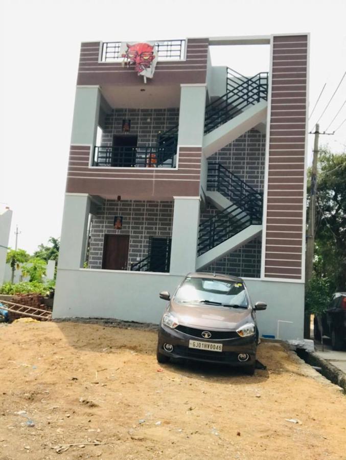 Veeru Homestay 호스펫 외부 사진