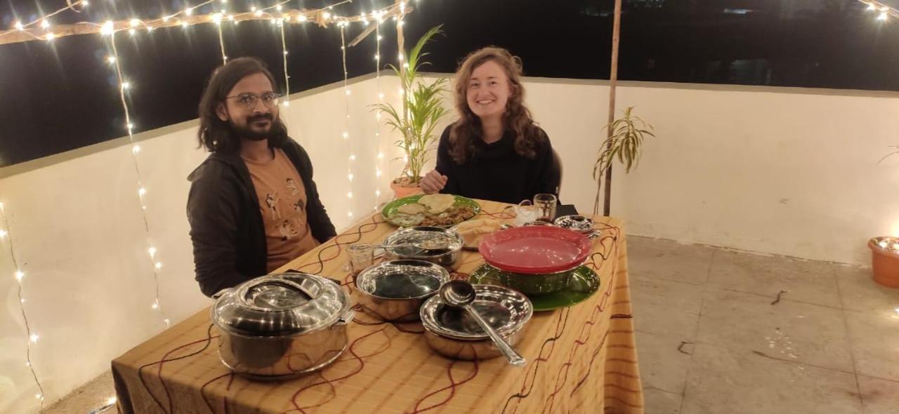 Veeru Homestay 호스펫 외부 사진