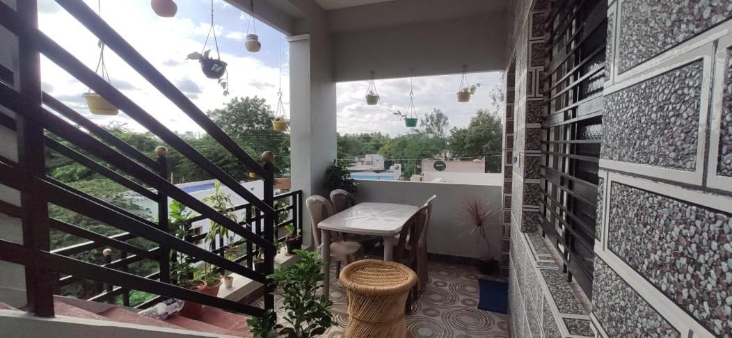 Veeru Homestay 호스펫 외부 사진